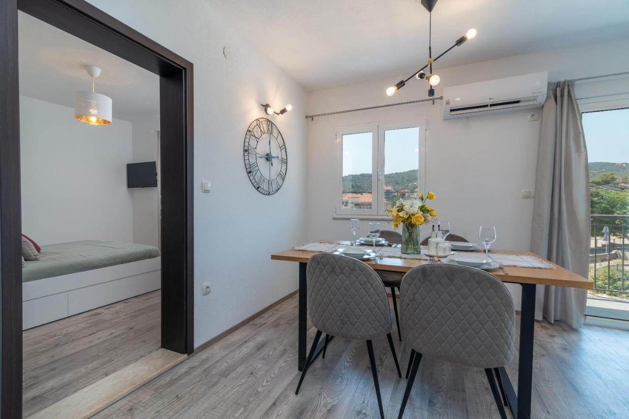 Beach Apartman Marela Slatine Exteriér fotografie