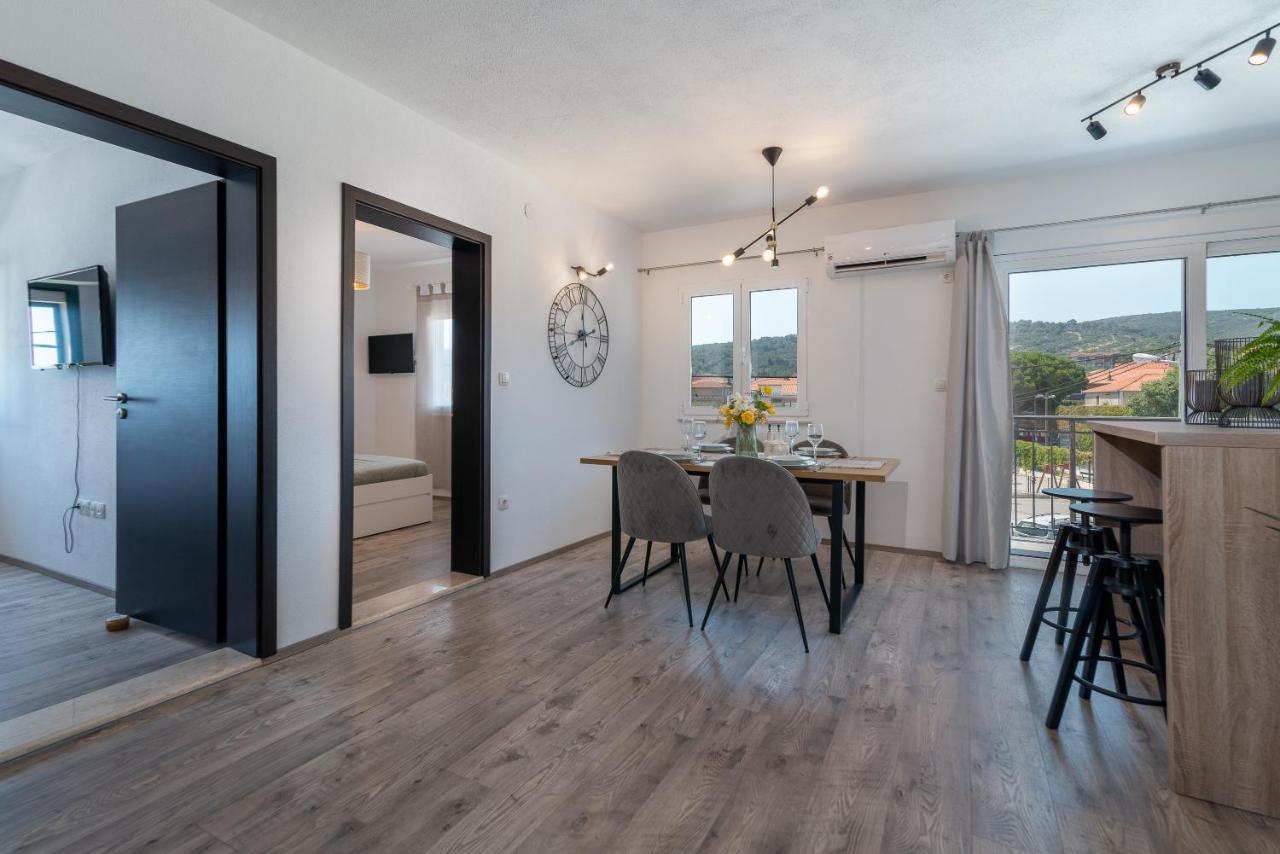 Beach Apartman Marela Slatine Exteriér fotografie